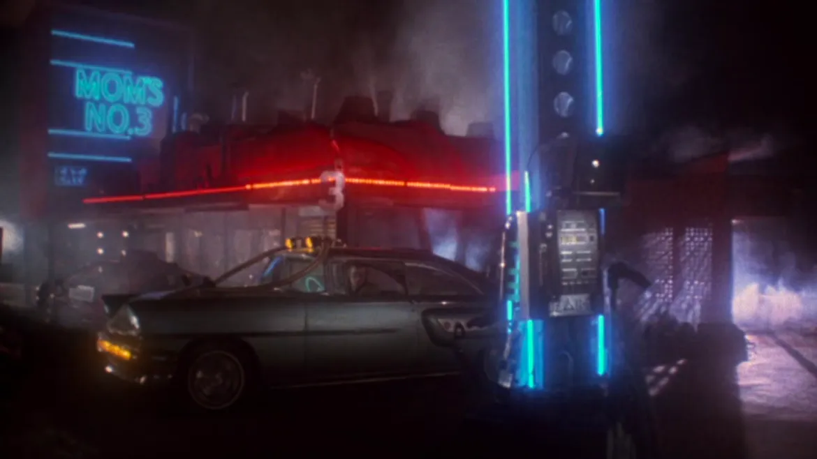 Eine Neonbeleuchtete Szene aus Trancers, die aussieht wie die Rohfassung von Blade Runner